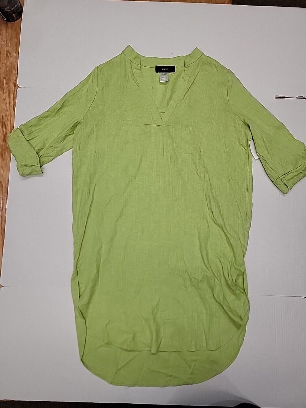 Womens Rain V-Neck T-Shirt -Green - Size M-